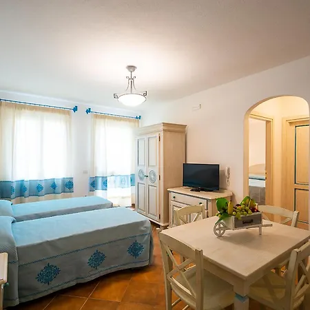Isa-residence In Orosei, 4 Beds With Air Conditioning * Orosei