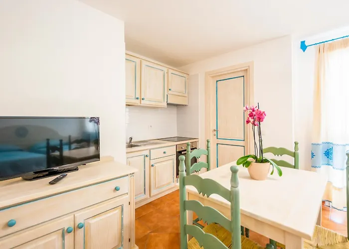 Isa-residence In Orosei, 4 Beds With Air Conditioning Orosei