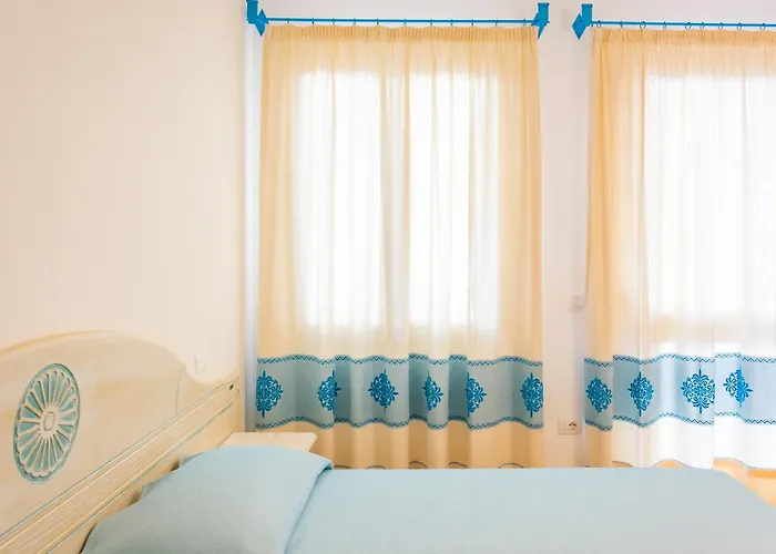 Apartmanhotel Isa-residence In Orosei, 4 Beds With Air Conditioning 3*