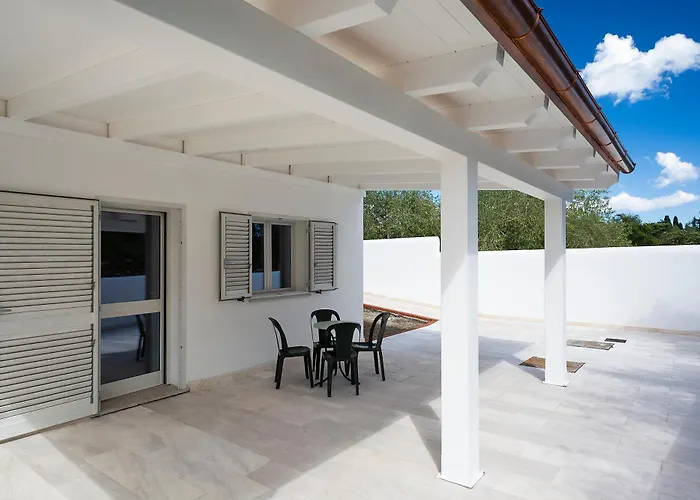 Isa-residence In Orosei, 4 Beds With Air Conditioning Orosei